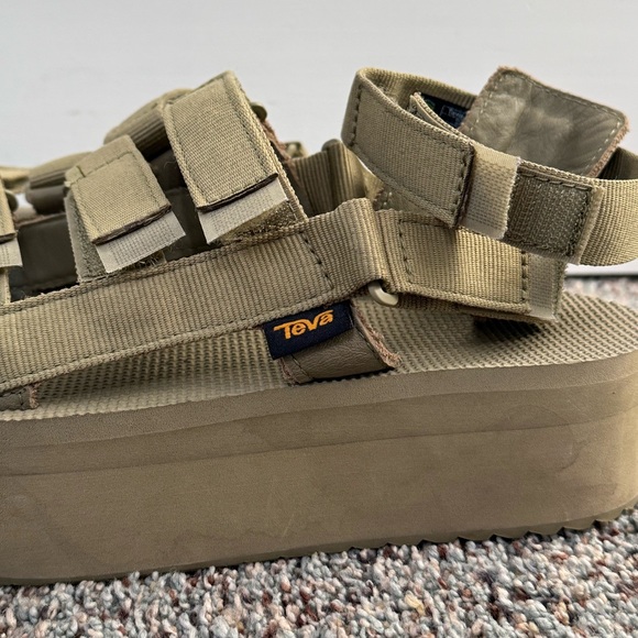 Teva Flatform Mevia Olive Green Women's 8 Platform Summer Festival - Picture 10 of 16